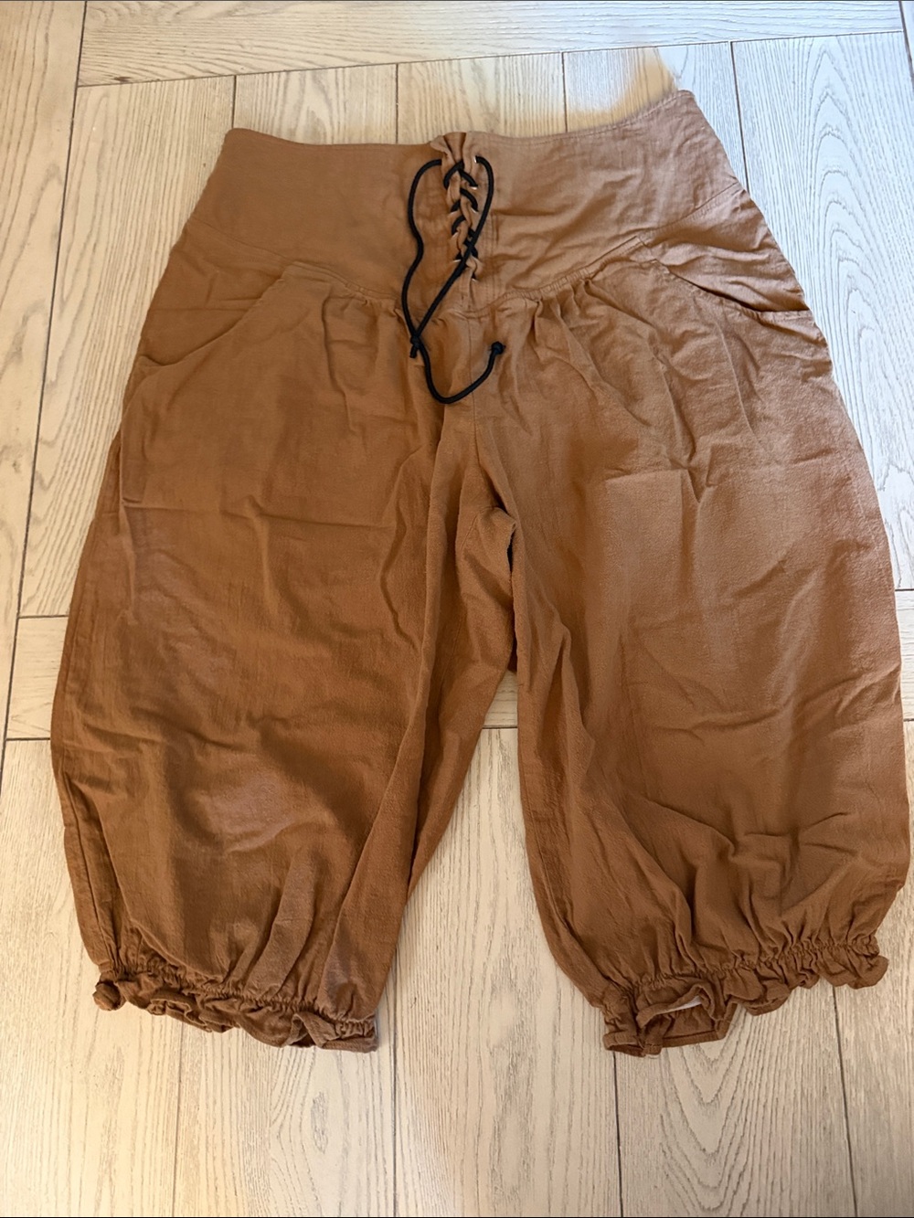 Kids Elastic-Hem Harem Bottoms in Brown